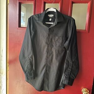 Van Heusen Classic Black Dress Shirt